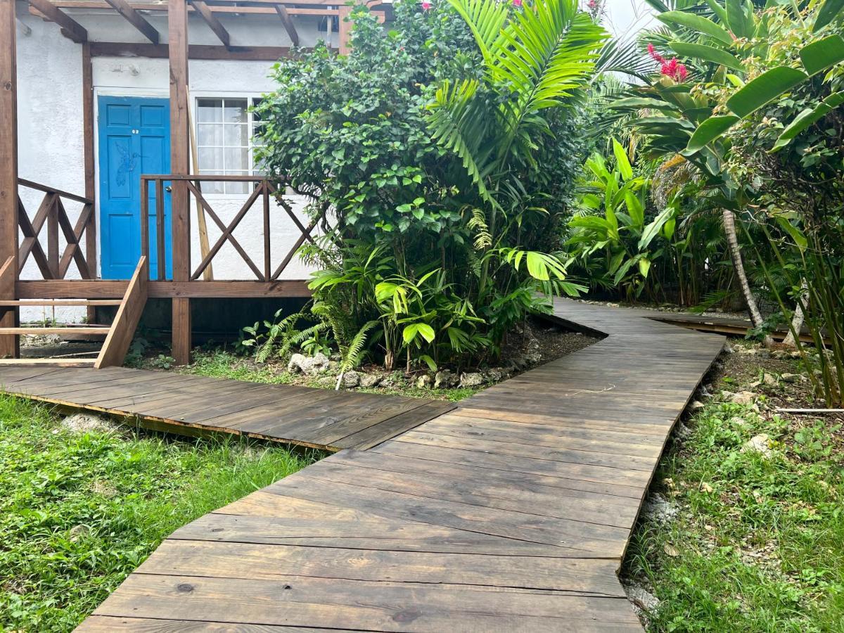 Jamaica Colors Hotel And Eco-Retreat Port Antonio Exterior photo